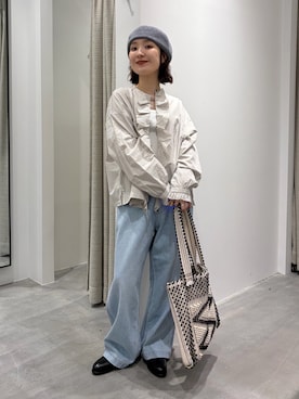 「かぐれ（カグレ）のordinary fits　BELL PANTS（デニムパンツ、ブルー系）」を使った、久木 美音さん（レディース・157cm）の秋コーディネート