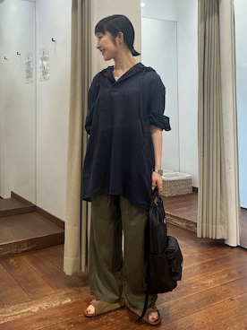 「サンダル×秋アイテム」｜久木 美音さん（レディース・157cm）の夏コーディネート