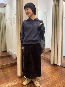 「アイテム（バックパック/リュック、グレー系）」を使った、久木 美音さん（レディース・157cm）の秋コーディネート