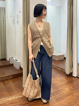 「URBAN RESEARCH DOORS（アーバンリサーチドアーズ）のアイテム（シューズ）」を使った、久木 美音さん（レディース・157cm）の秋コーディネート