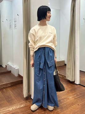 「URBAN RESEARCH DOORS WOMENS」｜久木 美音さん（レディース・157cm）の秋コーディネート