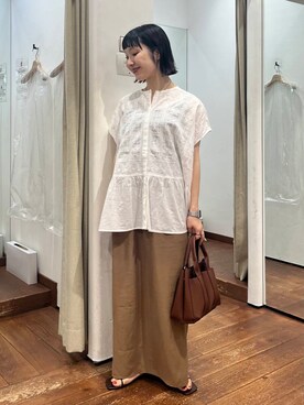 「かぐれ（カグレ）のフロント刺繍フレンチブラウス（シャツ/ブラウス）」を使った、久木 美音さん（レディース・157cm）の夏コーディネート