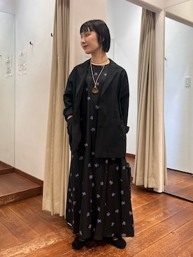 「かぐれ（カグレ）の『ユニセックス』コットンテーラードジャケット（その他アウター、ブラック系）」を使った、久木 美音さん（レディース・157cm）の春コーディネート