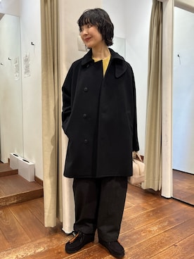 「ニット/セーター」｜「アイテム（ピーコート）」を使った、久木 美音さん（レディース・157cm）の冬コーディネート