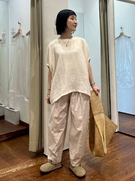 「SMELLY（スメリー）のアイテム（ピアス（両耳用））」を使った、久木 美音さん（レディース・157cm）の夏コーディネート