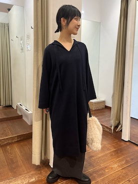 「アイテム（ワンピース/ドレス）」を使った、久木 美音さん（レディース・157cm）の秋コーディネート