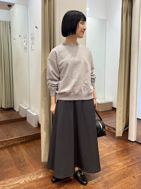 「アイテム（アナログ腕時計）」を使った、久木 美音さん（レディース・157cm）の秋コーディネート