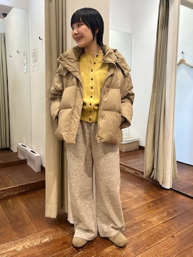 「アイテム（サンダル）」を使った、久木 美音さん（レディース・157cm）の秋コーディネート