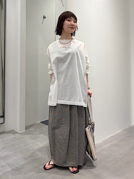 「かぐれ（カグレ）のアイテム」を使った、久木 美音さん（レディース・157cm）の夏コーディネート