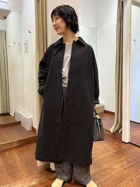 「アイテム（テーラードジャケット）」を使った、久木 美音さん（レディース・157cm）の秋コーディネート