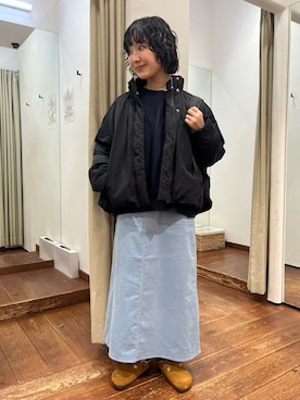 「アイテム（その他シューズ）」を使った、久木 美音さん（レディース・157cm）の冬コーディネート