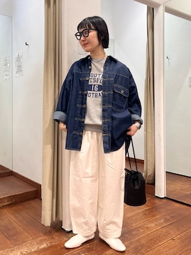 「Lee（リー）のアイテム（トップス）」を使った、久木 美音さん（レディース・157cm）の春コーディネート