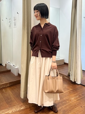 「st2508」｜「アイテム（ローファー）」を使った、久木 美音さん（レディース・157cm）の秋コーディネート