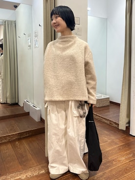 「秋のシャツ着こなし術」｜「アイテム（サンダル）」を使った、久木 美音さん（レディース・157cm）の秋コーディネート