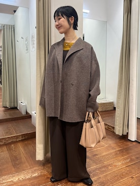 「アイテム（サロペット/オーバーオール）」を使った、久木 美音さん（レディース・157cm）の秋コーディネート