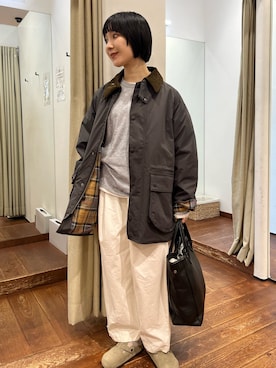 「アイテム（ジャケット/アウター）」を使った、久木 美音さん（レディース・157cm）の秋コーディネート