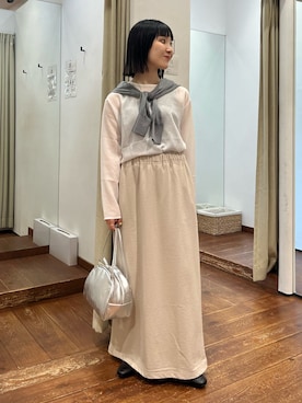 「URBAN RESEARCH DOORS（アーバンリサーチドアーズ）のアイテム（シューズ）」を使った、久木 美音さん（レディース・157cm）の秋コーディネート