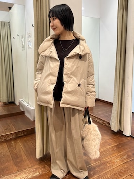 「冬の注目アウター」｜「アイテム（その他アウター）」を使った、久木 美音さん（レディース・157cm）の秋コーディネート