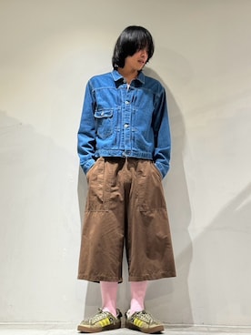 「アイテム（チノパンツ）」を使った、カマタさん（メンズ・175cm・20代）の夏コーディネート
