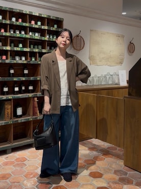 「BEARDSLEY（ビアズリー）のアイテム（パンツ）」を使った、BEARDSLEYさん（レディース・161cm）の春コーディネート