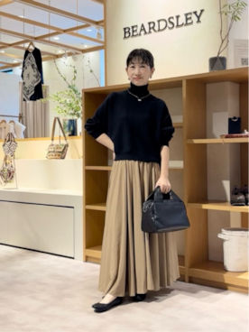 「BEARDSLEY（ビアズリー）のアイテム」を使った、BEARDSLEYさん（レディース・157cm）の秋コーディネート