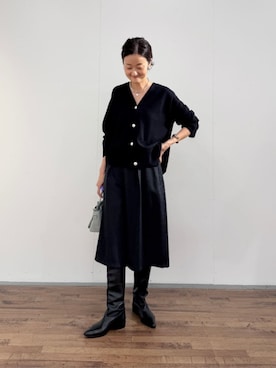 「BEARDSLEY（ビアズリー）の【ZOZO先行販売】マシュマロニットカーデ（ニット/セーター、ブラック系）」を使った、BEARDSLEYさん（レディース・158cm）の秋コーディネート