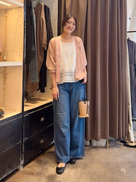 「BEARDSLEY（ビアズリー）のソウレースキャミソール（Shirts、ホワイト系）」を使った、BEARDSLEYさん（レディース・154cm）の春コーディネート