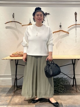 「カーキパンツ」｜BEARDSLEYさん（レディース・166cm）の秋コーディネート