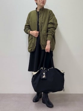 「アイテム（MA-1）」を使った、BEARDSLEYさん（レディース・164cm）の秋コーディネート