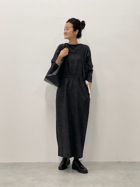 「ダンボール素材」｜「アイテム（ワンピース/ドレス）」を使った、BEARDSLEYさん（レディース・166cm）の秋コーディネート