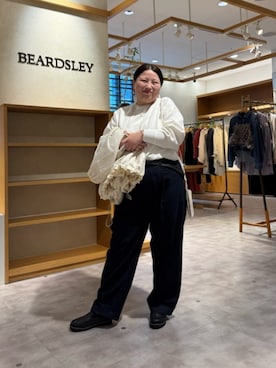 「LIVETART（リヴェタート）のアイテム」を使った、BEARDSLEYさん（レディース・158cm）の春コーディネート