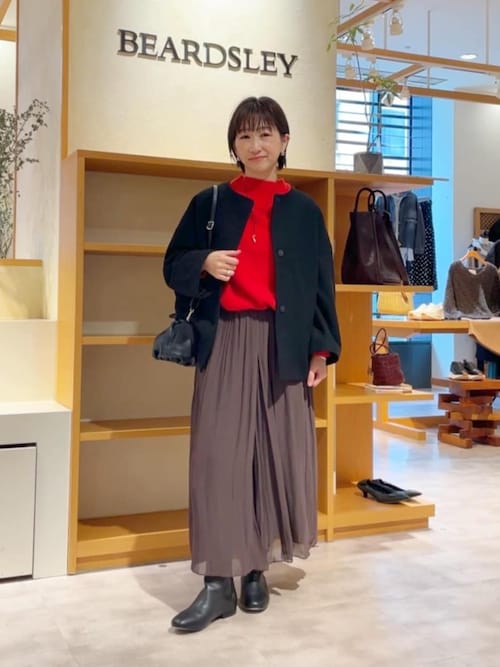BEARDSLEY（ビアズリー）の「後ろぷっくりウールショートコート（ノー