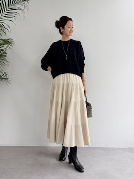 「BEARDSLEY（ビアズリー）の《ビアズリー》プリーツティアードスカート（スカート、ホワイト系）」を使った、BEARDSLEYさん（レディース・166cm）の夏コーディネート