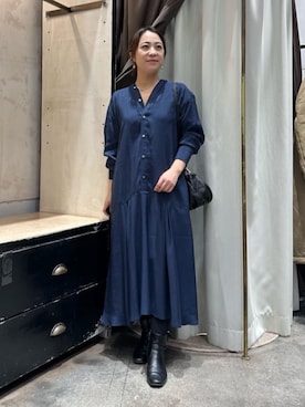 「BEARDSLEY（ビアズリー）のカラーレスシャツワンピース（ワンピース、ブルー系）」を使った、BEARDSLEYさん（レディース・158cm）の秋コーディネート