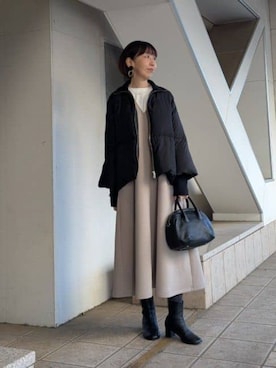 「アイテム（ジャンパースカート）」を使った、BEARDSLEYさん（レディース・164cm）の冬コーディネート