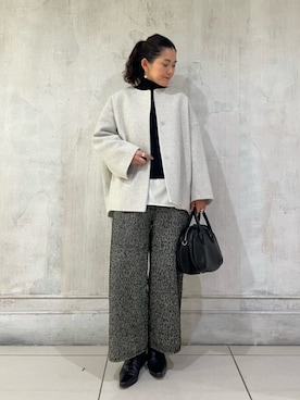 「アイテム（ノーカラーコート）」を使った、BEARDSLEYさん（レディース・156cm）の秋コーディネート