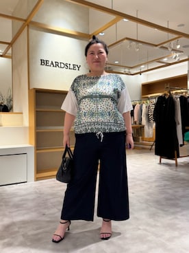 「BEARDSLEY（ビアズリー）の《新色予約開始》マルチウエストリブパンツ（Pants、ブルー系）」を使った、BEARDSLEYさん（レディース・154cm）の春コーディネート