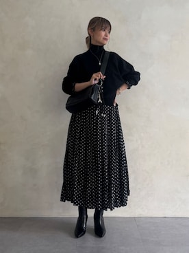 「アイテム（チャーム）」を使った、BEARDSLEYさん（レディース・158cm）の冬コーディネート