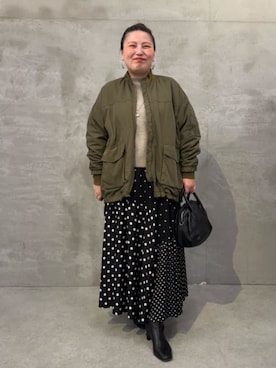 「アイテム（MA-1）」を使った、BEARDSLEYさん（レディース・158cm）の秋コーディネート