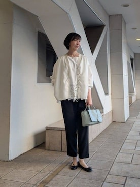 「LIVETART（リヴェタート）のアイテム」を使った、BEARDSLEYさん（レディース・164cm）の冬コーディネート