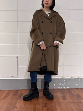 「BEARDSLEY（ビアズリー）のロングリバーコート（その他アウター、イエロー系）」を使った、BEARDSLEYさん（レディース・158cm）の秋コーディネート