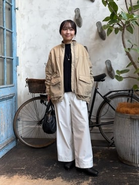 「BEARDSLEY（ビアズリー）のフレアMA-1ブルゾン（ブルゾン、ベージュ系）」を使った、BEARDSLEYさん（レディース・158cm）の秋コーディネート