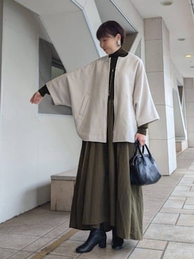 「アイテム（その他アウター、ホワイト系）」を使った、BEARDSLEYさん（レディース・164cm）の秋コーディネート