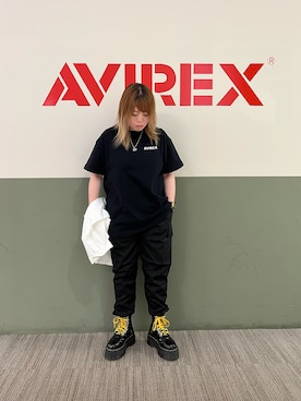 「AVIREX（アヴィレックス）のCOLOR PINUP GIRL PRINT T-SHIRT/ カラーピンナップガールTシャツ（Tシャツ/カットソー）」を使った、ERIさん（レディース・150cm）の春コーディネート
