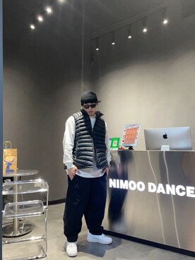 「日系极简」｜「アイテム（ニットキャップ/ビーニー）」を使った、Bigee.彭大餅さん（メンズ・175cm）の冬コーディネート
