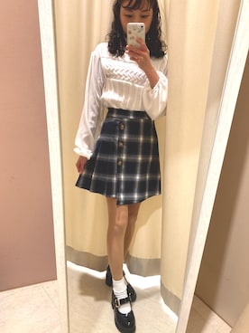「titty＆Co. PETIT（ティティアンドコープティ）のアイテム（スカート）」を使った、Momoさん（レディース・148cm）の冬コーディネート