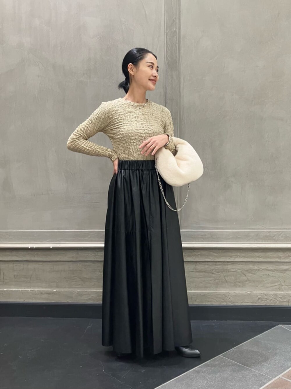 SACRA フェイクレザー　マキシスカート SACRA（サクラ）の「＜SACRA＞フェイクレザー マキシスカート