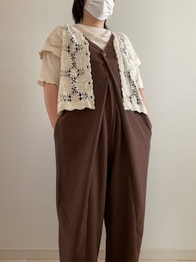 「しまむら（シマムラ）のアイテム（サロペット/オーバーオール、ブラウン系）」を使った、リーさん（レディース・157cm）の春コーディネート