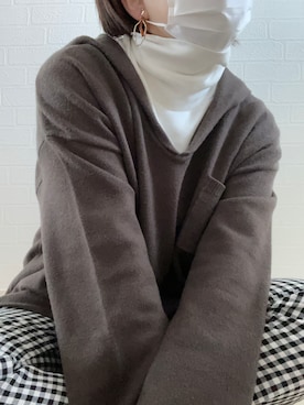 「AMERICAN HOLIC（アメリカンホリック）のアイテム（ニット/セーター、グレー系）」を使った、リーさん（レディース・157cm）の冬コーディネート