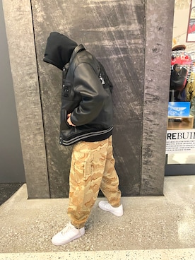 「秋」｜「アイテム（スタジャン）」を使った、しんちゃんさん（メンズ・181cm）の秋コーディネート
